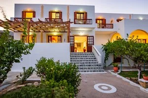 HOTEL CASA GARDEN – Lakki