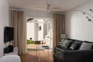 VILLAS NEW LANZASUITES – Yaiza