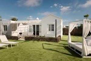 VILLAS NEW LANZASUITES – Yaiza