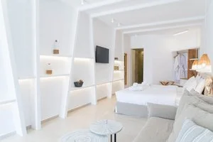 SUPER PARADISE SUITES – Mykonos