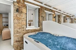 HOTEL PENELOPE VILLAGE BY MR AND MRS WHITE – Ano mera
