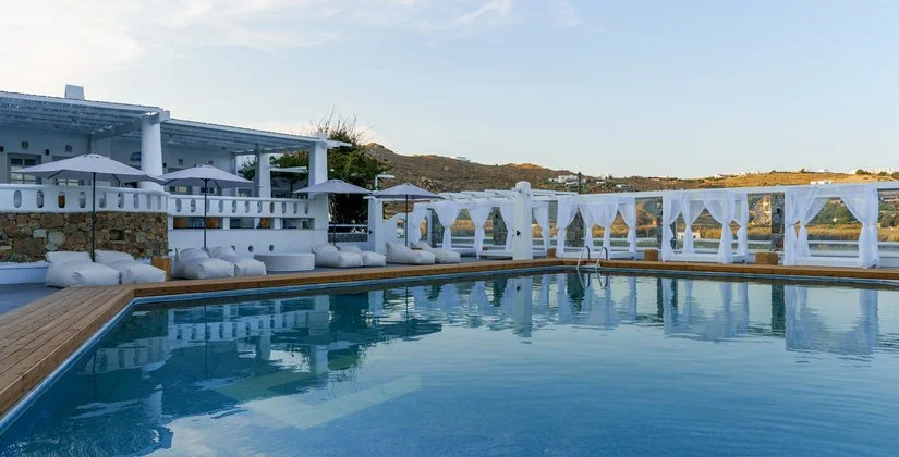 HOTEL PENELOPE VILLAGE BY MR AND MRS WHITE – Ano mera