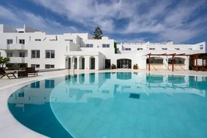 ABSOLUTE KIOTARI RESORT – Kiotari