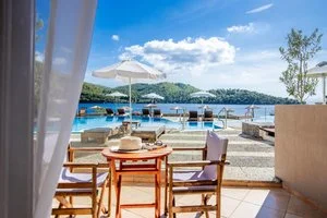 BLUE GREEN BAY HOTEL – Panormos