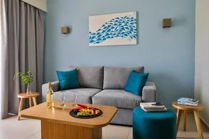 BLUE GREEN BAY HOTEL – Panormos