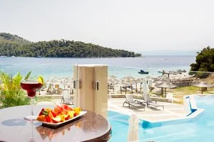 BLUE GREEN BAY HOTEL – Panormos