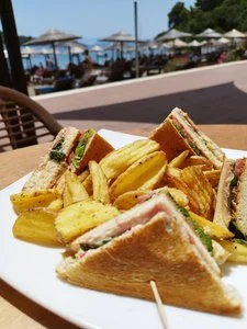 BLUE GREEN BAY HOTEL – Panormos