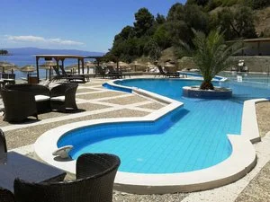 BLUE GREEN BAY HOTEL – Panormos