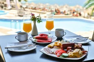 BLUE GREEN BAY HOTEL – Panormos