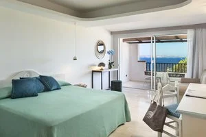 HOTEL LA BISACCIA – Baja Sardinia