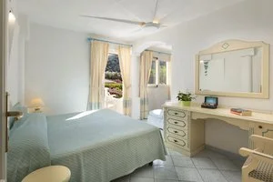 HOTEL LA BISACCIA – Baja Sardinia