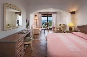 HOTEL LA BISACCIA – Baja Sardinia
