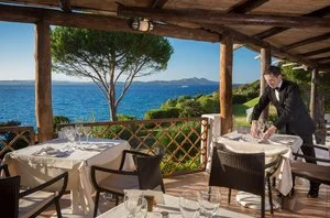 HOTEL LA BISACCIA – Baja Sardinia