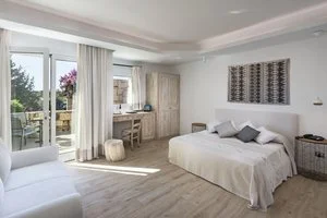 GRAND RELAIS DEI NURAGHI – Baja Sardinia