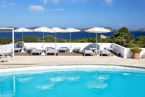 GRAND RELAIS DEI NURAGHI – Baja Sardinia