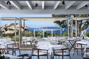 GRAND RELAIS DEI NURAGHI – Baja Sardinia
