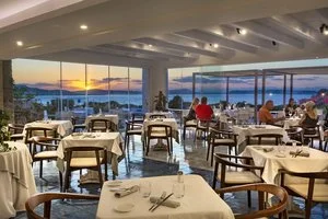 GRAND RELAIS DEI NURAGHI – Baja Sardinia