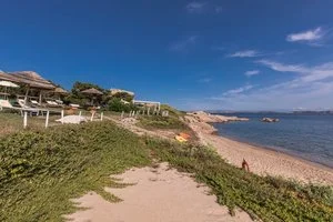 GRAND RELAIS DEI NURAGHI – Baja Sardinia