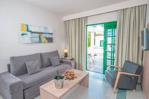 RELAXIA LANZASUR – Yaiza