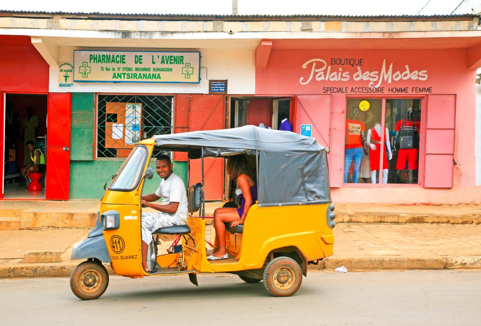 NOSY BE/HELL VILLE/ANKIFY/AMBILOBE/DIEGO SUAREZ (256 km)