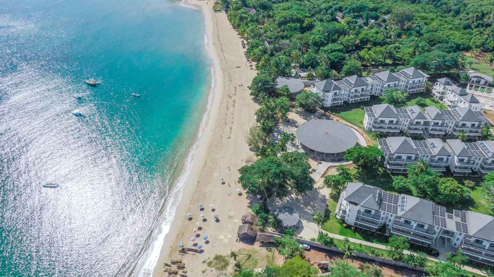 Ankarana/Ankify/Tanikely/Nosy Komba/Nosy Be (200 km)