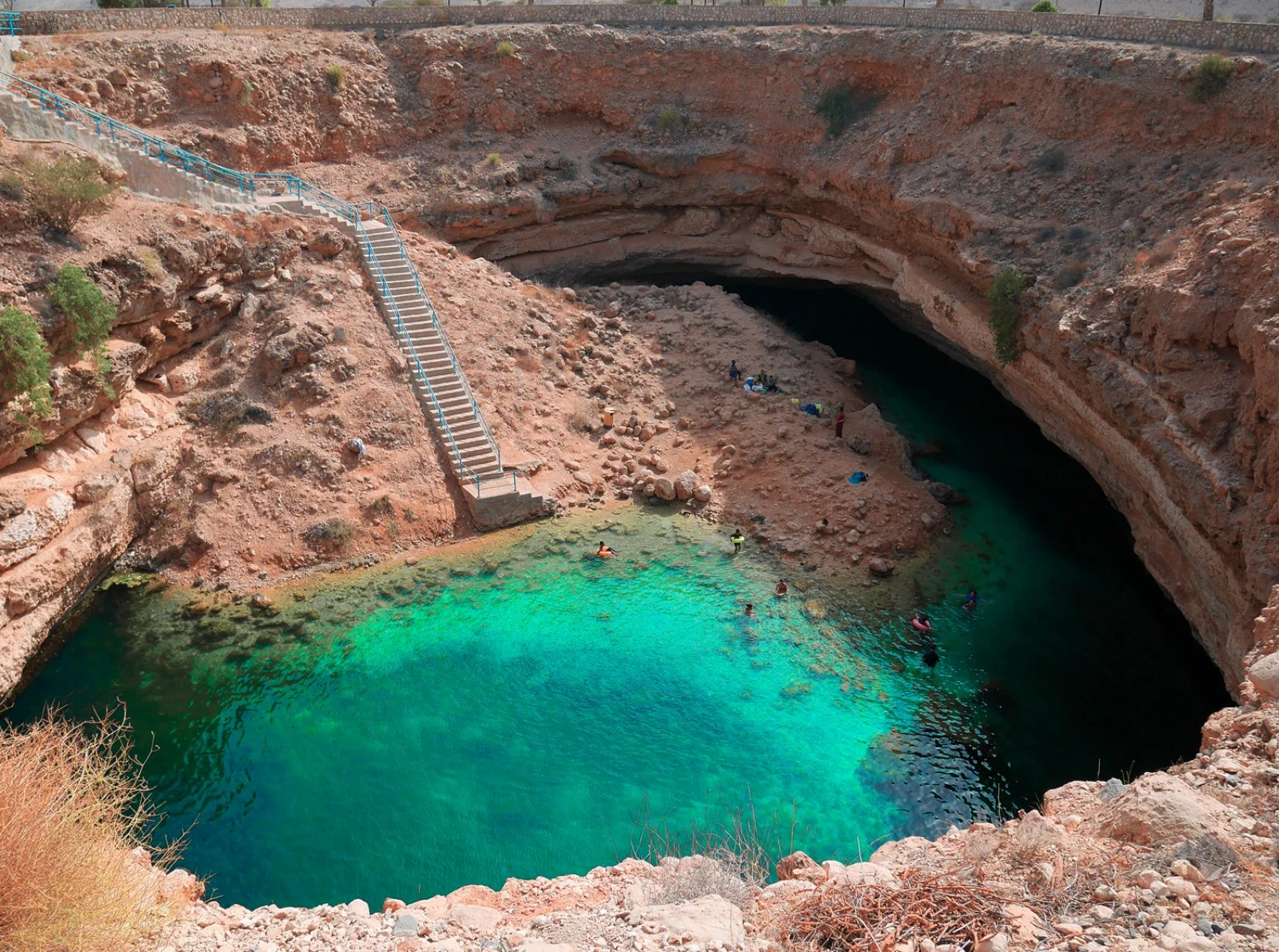 Deserto di Wahiba/Sur/Wadi Shab/Bimah Sinkhole/Muscat (350 km) - immagine 3 di 3