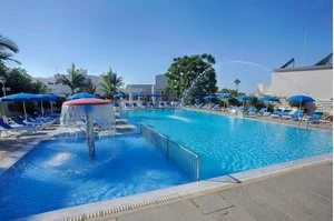 EURONAPA HOTEL APTS – Cipro