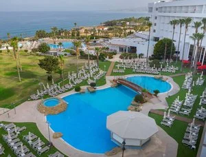 LEONARDO LAURA BEACH – Cipro