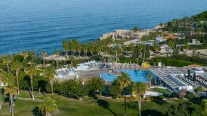LEONARDO LAURA BEACH – Cipro