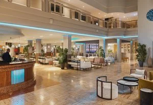 LEONARDO LAURA BEACH – Cipro