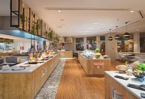 LEONARDO LAURA BEACH – Cipro