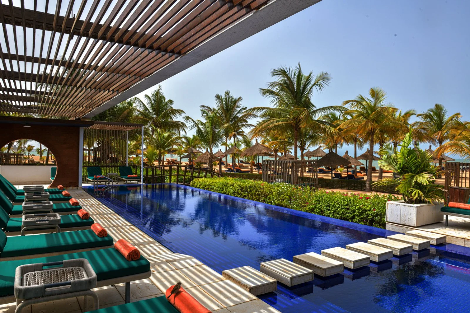Movenpick Lamantin - Piscina Blue Bay