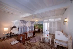 DIAMONDS MALINDI – Mtangani