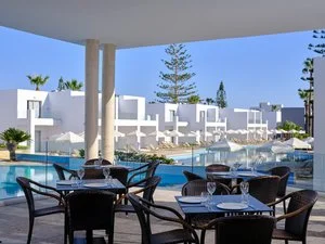ATLANTICA PANTHEA RESORT – Cipro