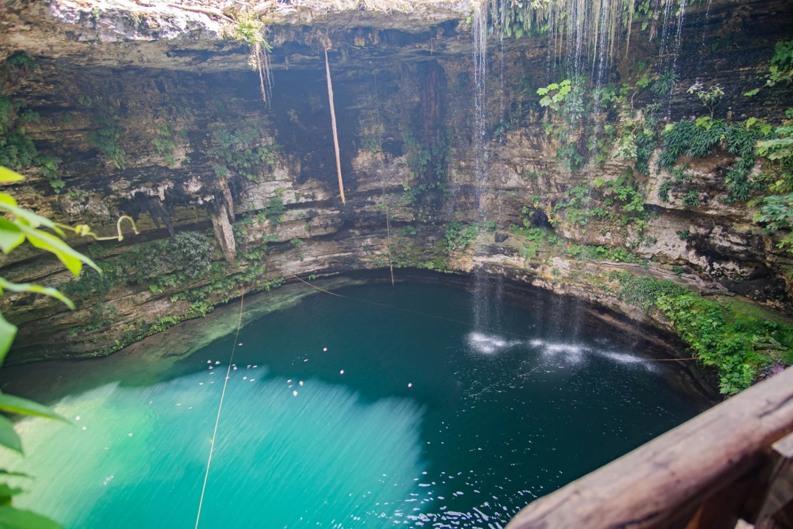 Bagno al cenote Saamal