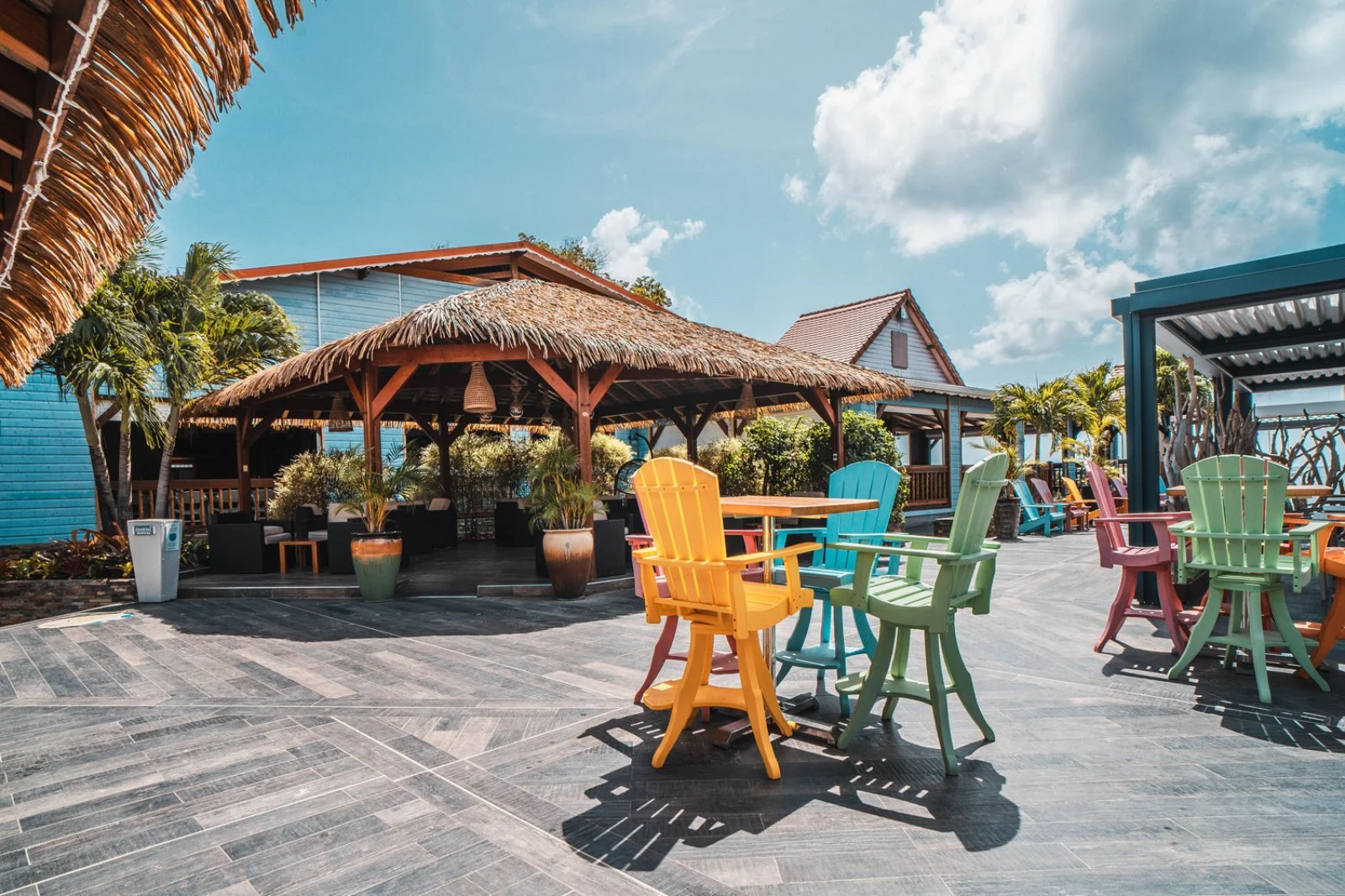 Martinica Esotica - Zona Negozi E Bar Sulla Spiaggia