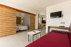 APPARTAMENTI IBIZA JET – Sant jordi de ses salines