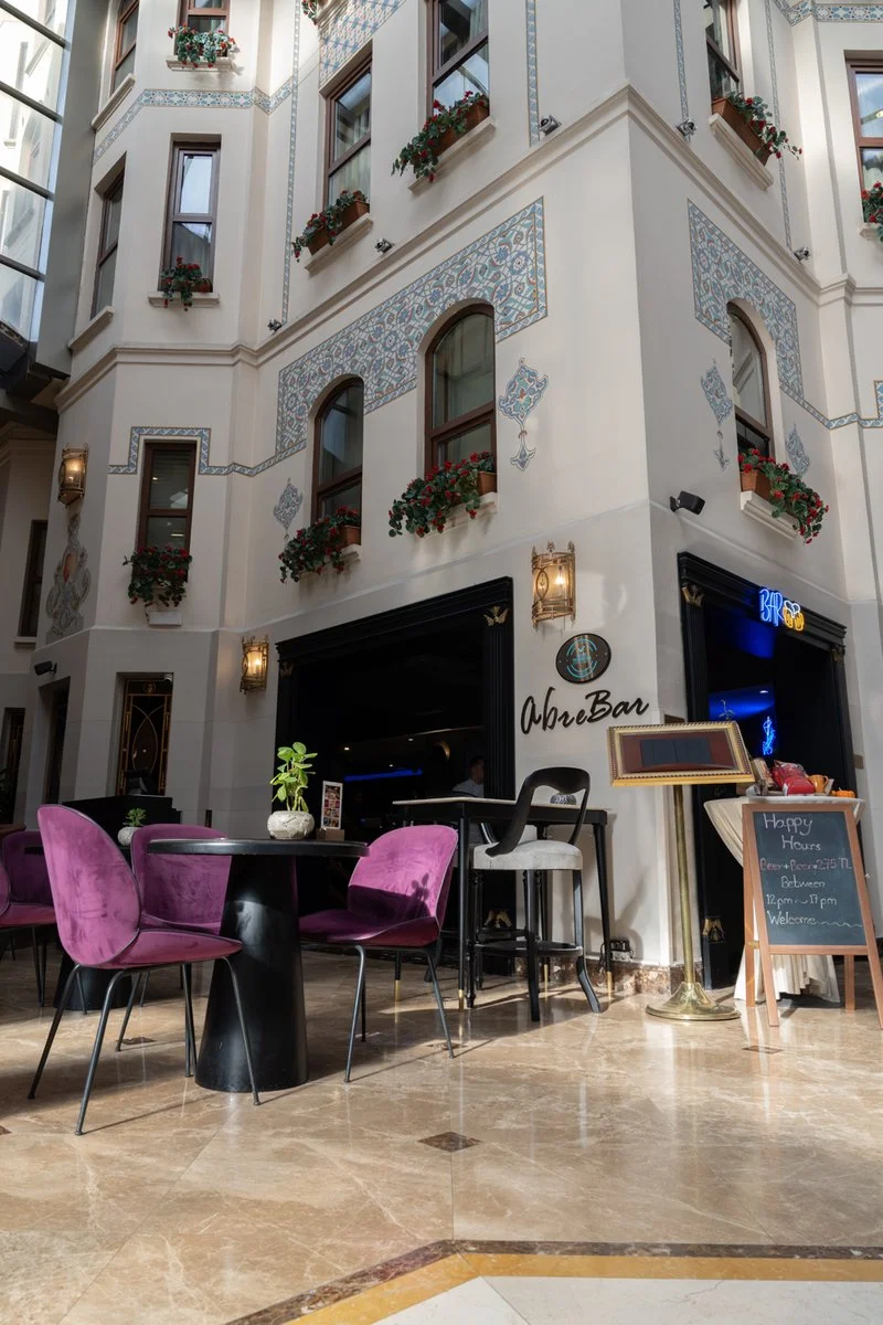 Crowne Plaza Old City 