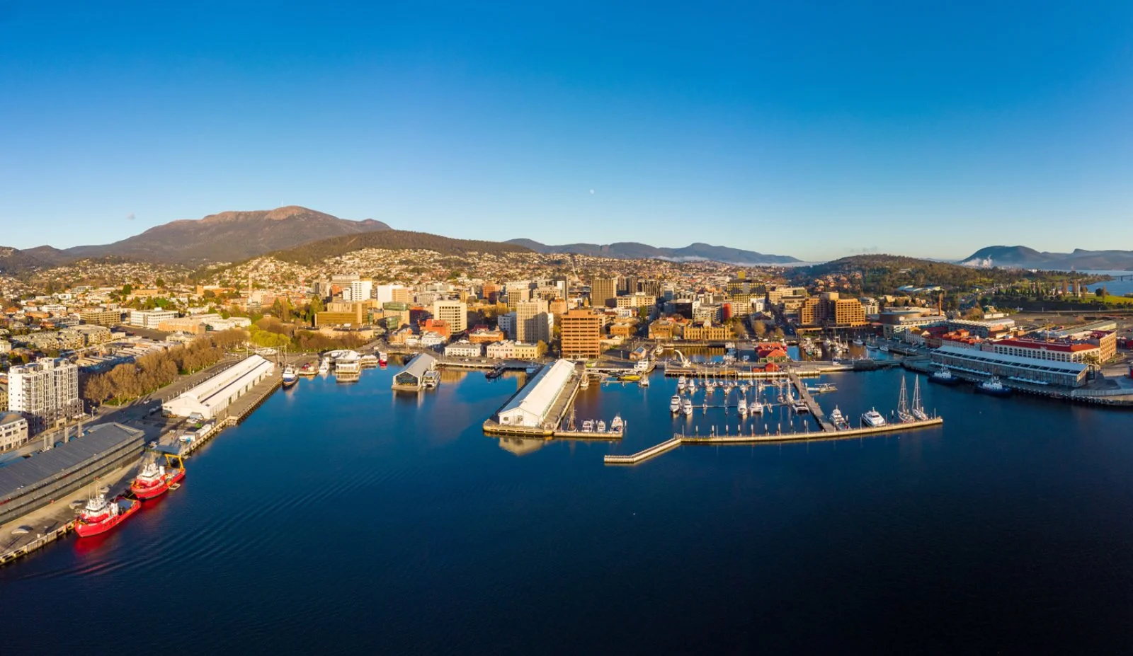 Melbourne - Hobart