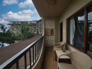PALUMBO WAVES RESORT – Kendwa