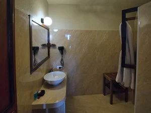PALUMBO WAVES RESORT – Kendwa