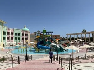IL MERCATO SPLASH AQUAPARK – Governatorato del Sinai del Sud