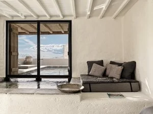 NOMAD MYKONOS – Ano mera