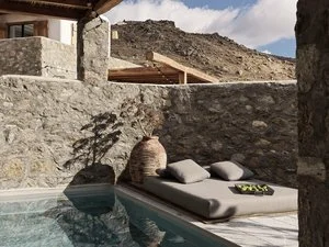 NOMAD MYKONOS – Ano mera