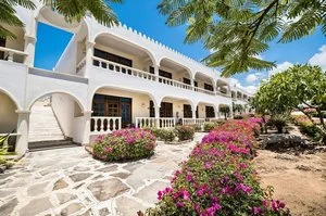 JUMBO RESORT – Watamu