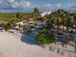 JUMBO RESORT – Watamu