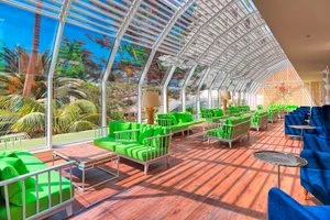 Terrazza lobby bar