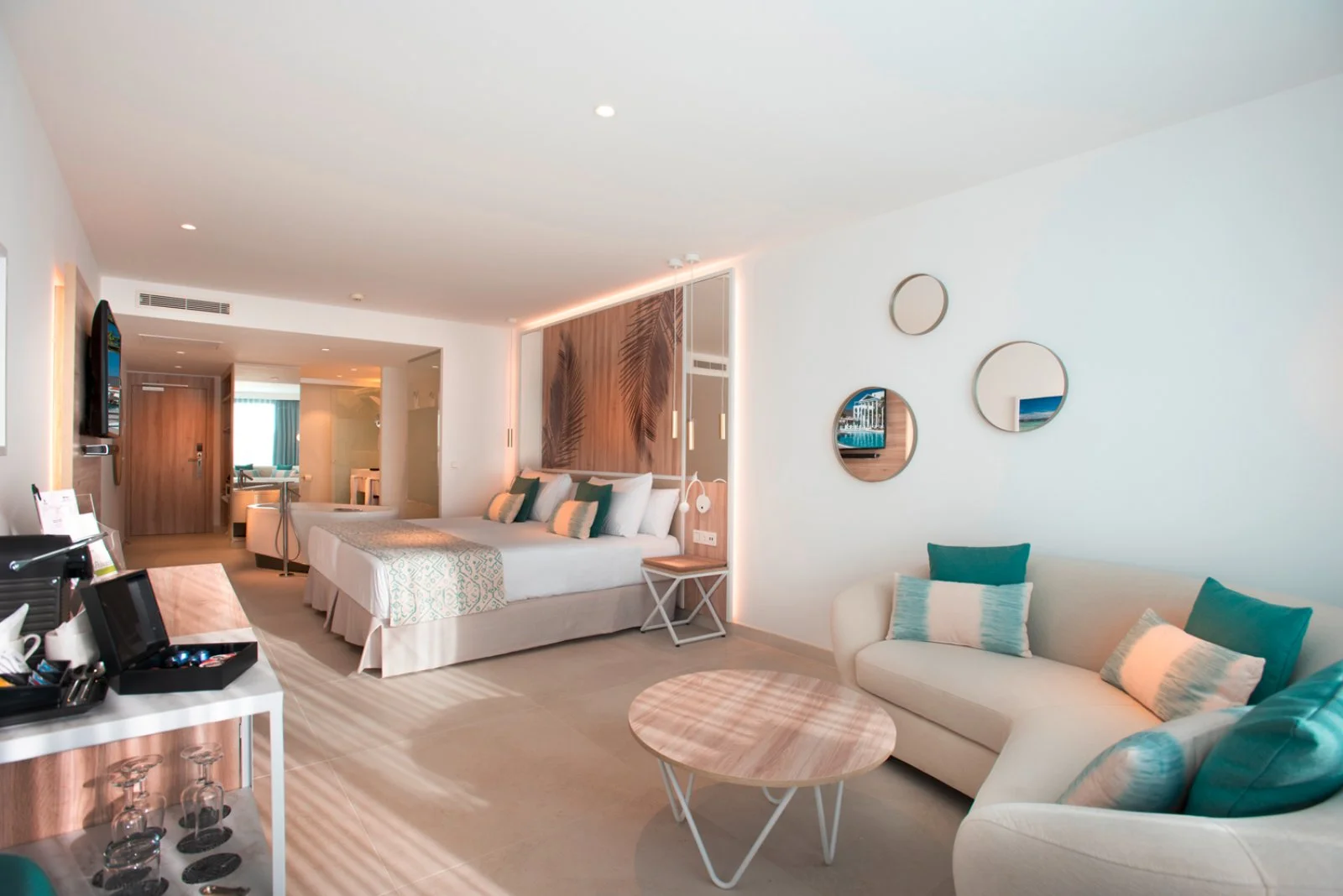 Junior suite platinum