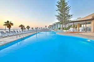 DOUBLETREE BY HILTON – Qawra