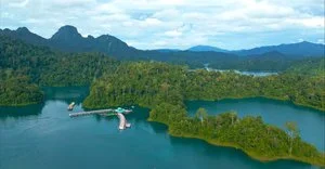 Phupha Waree Floating Resort